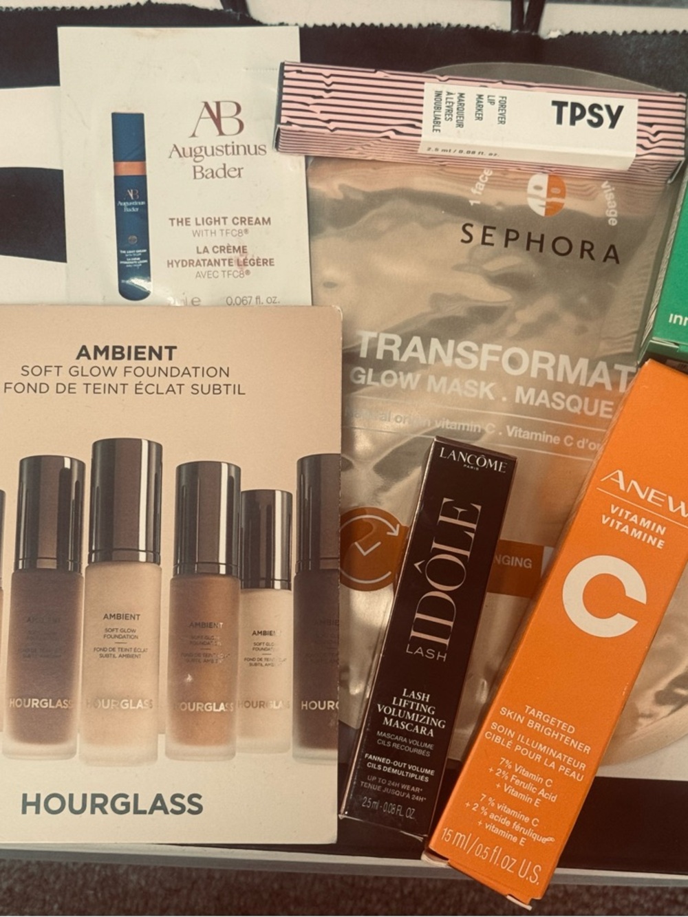 Beauty Sample Bundle - Picture 2 of 2